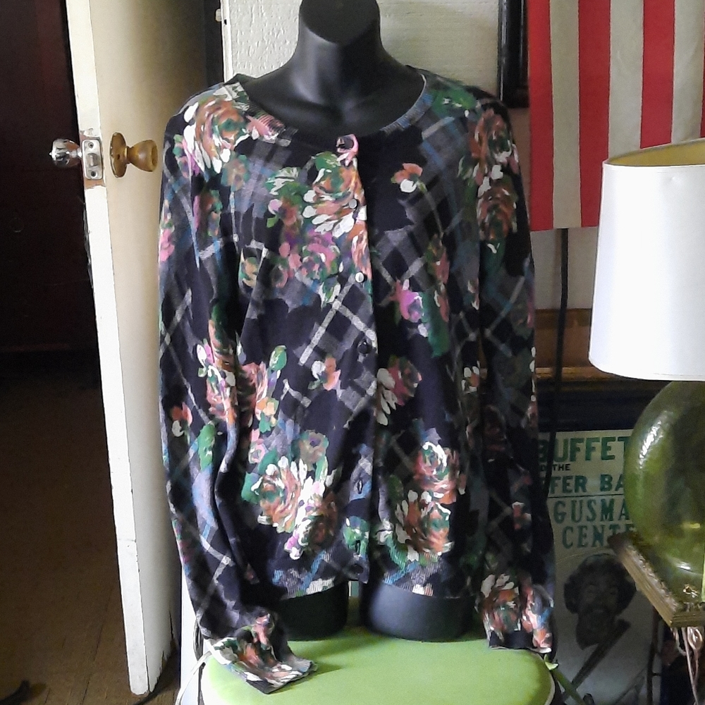 TALBOT 'S long sleeve sweater